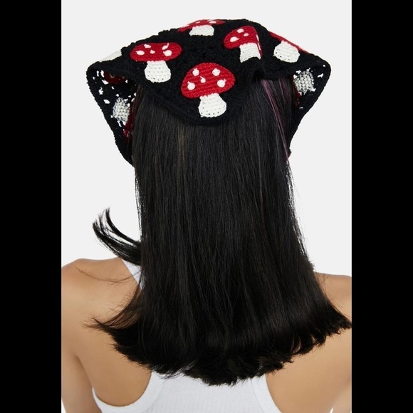 Amanita Mushroom Kerchief 🍄 - Picture 1 of 7